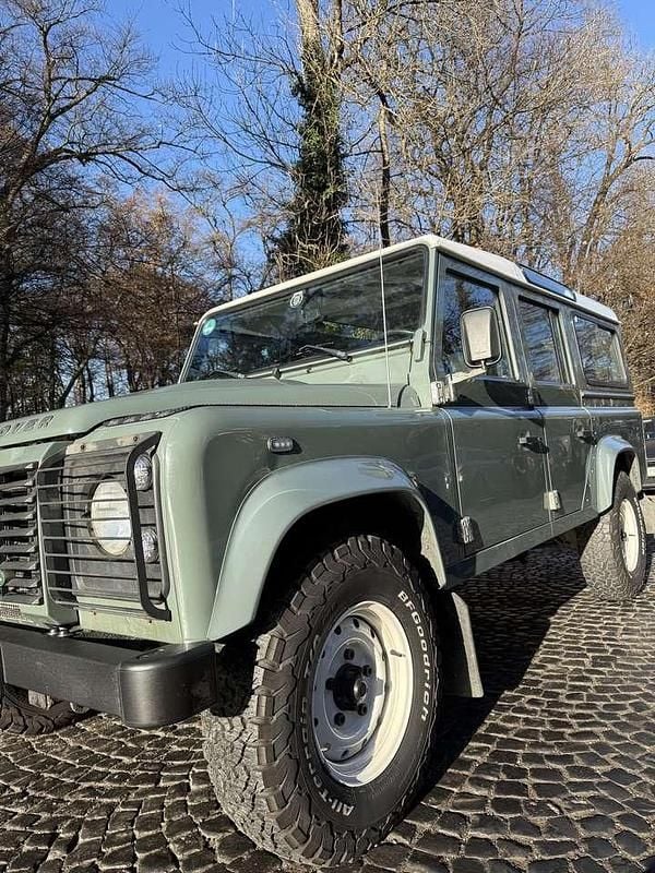 Gebraucht Land Rover Defender S 122 PS (89 kW) 2008 Grün Kombi