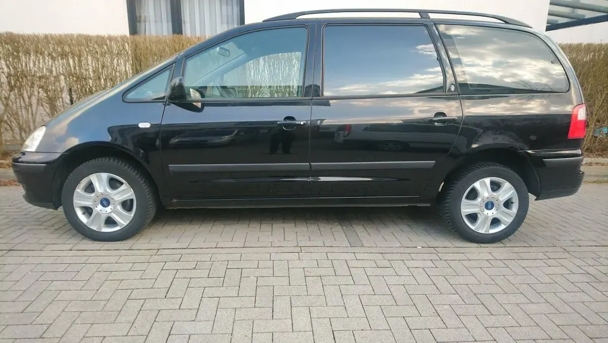 Gebraucht Ford Galaxy 116 PS (85 kW) 2002 Schwarz Van / Kleinbus