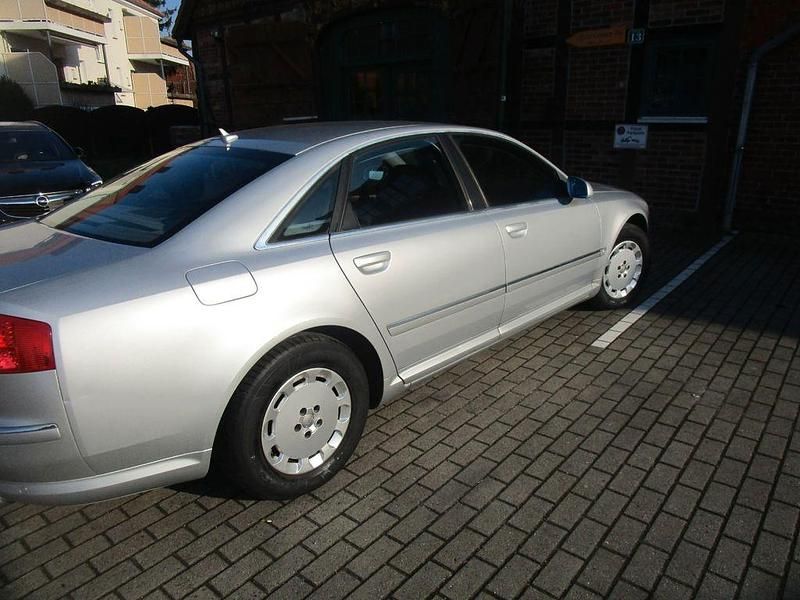 Gebraucht Audi A8 Sport 220 PS (161 kW) 2004 Silber Limousine