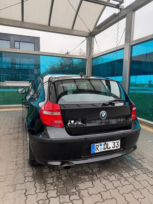 Używany BMW 116 115 KM (84 kW) 2011 Czarny Hatchback