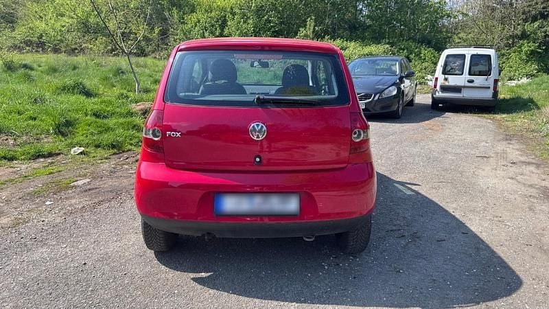 Usado VW Fox 54 HP (39 kW) 2006 Vermelho Citadino