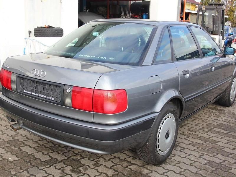 Gebraucht Audi 80 90 PS (66 kW) 1992 Grau Limousine