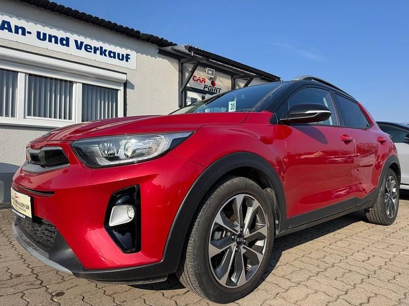 Gebraucht Kia Stonic Vision 120 PS (88 kW) 2017 Rot SUV