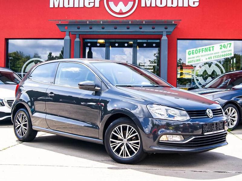 Uranograu Gebraucht 2016 VW Polo Allstar Limousine | 8.900 € (Teuer) - Bild 1/4