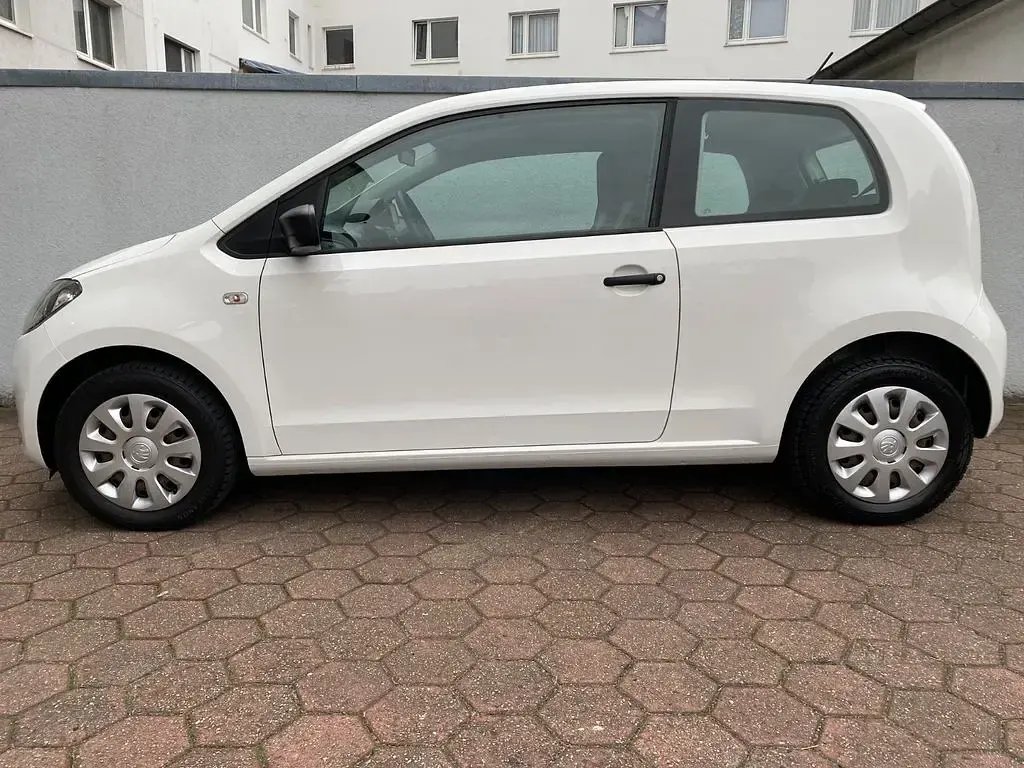 Używany Skoda Citigo 60 KM (44 kW) 2013 Biały Hatchback
