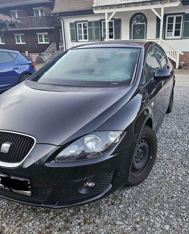 Gebraucht Seat Leon 125 PS (91 kW) 2010 Schwarz Kleinwagen