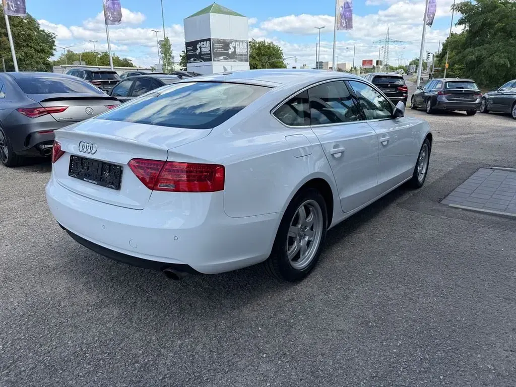 Gebraucht Audi A5 Sportback 144 PS (105 kW) 2015 Weiß Kleinwagen