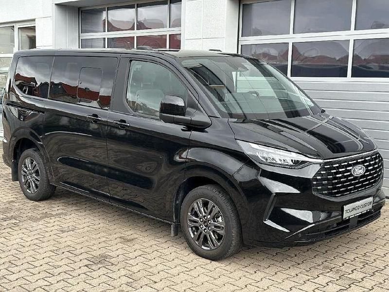Gebraucht Ford Tourneo Custom Titanium 136 PS (100 kW) 2025 Schwarz Van