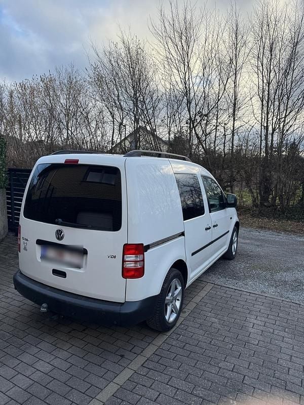 Gebraucht VW Caddy 102 PS (75 kW) 2011 Weiß Van / Kleinbus