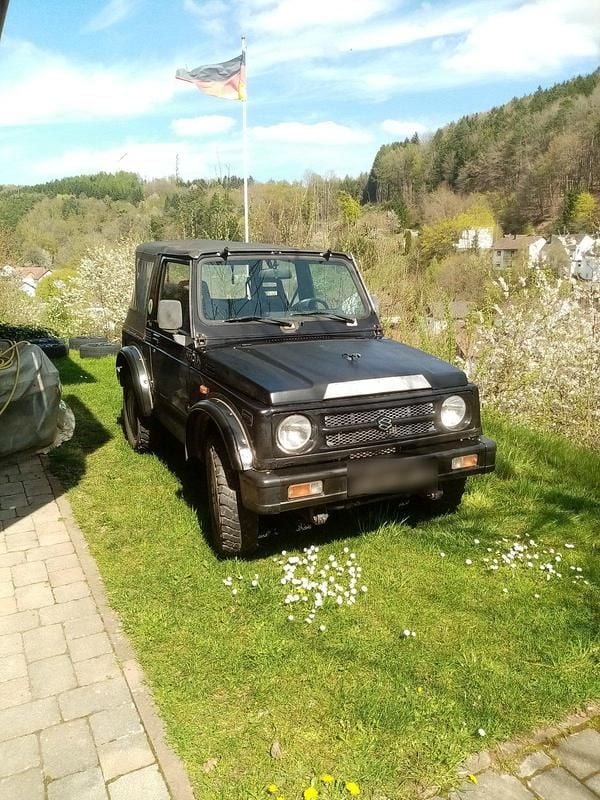Second-hand Suzuki Samurai 69 CP (50 kW) 1997 Negru SUV