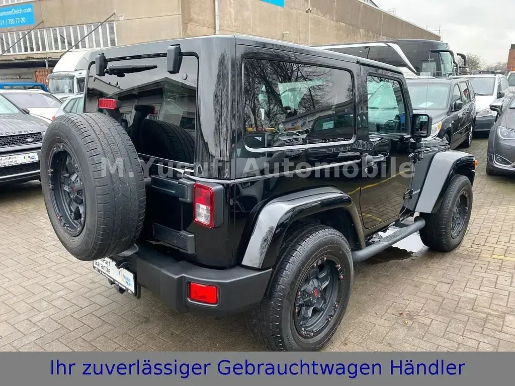 Gebraucht Jeep Wrangler Sahara 200 PS (147 kW) 2012 Schwarz SUV