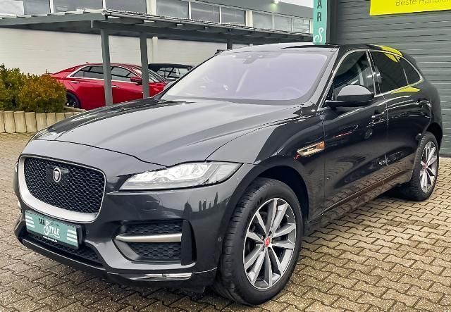 Grau Gebraucht 2016 Jaguar F-Pace R-Sport SUV | 22.970 € (Fairer Preis) - Bild 1/4