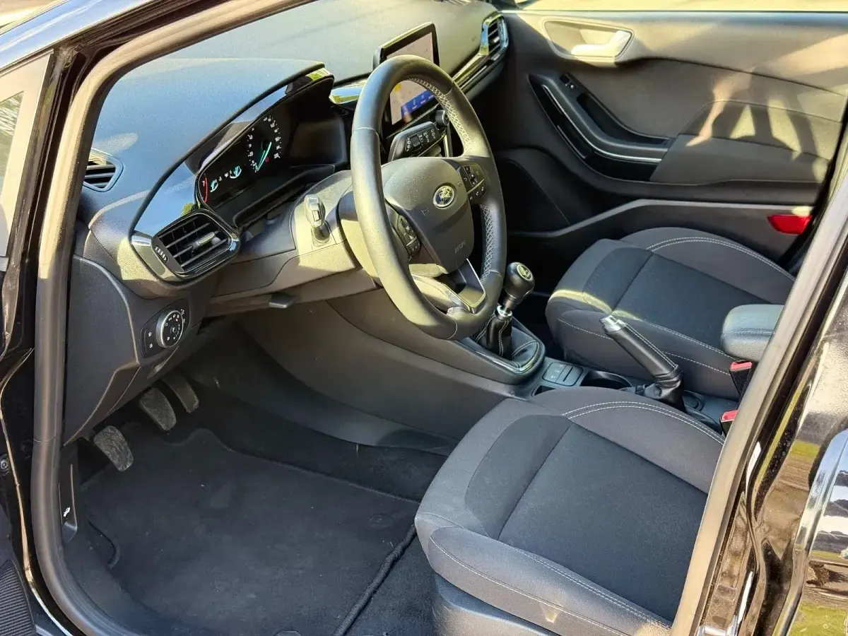 Gebraucht Ford Fiesta Titanium 95 PS (69 kW) 2020 Schwarz Kleinwagen