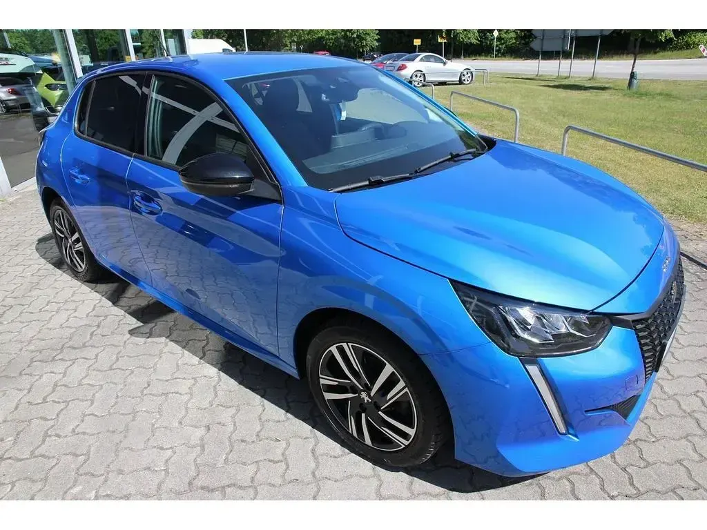 Gebraucht Peugeot 208 Allure 102 PS (75 kW) 2023 Vertigo blau Kleinwagen