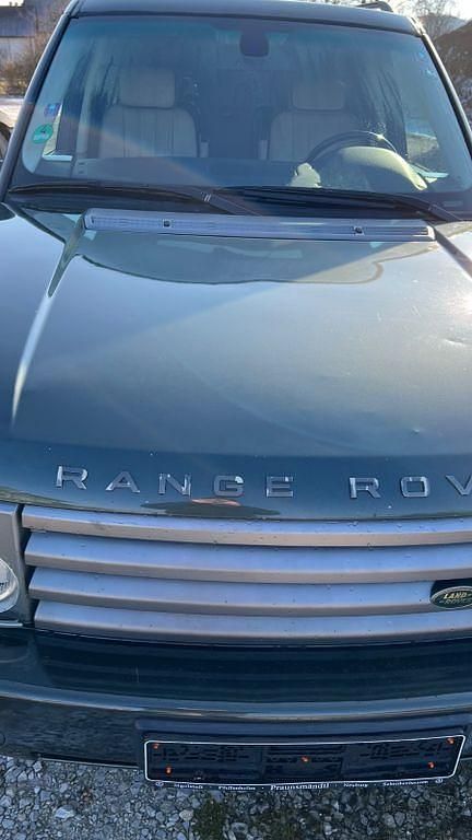 Grün Gebraucht 2004 Land Rover Range Rover Vogue SUV | 5.600 € (Fairer Preis) - Bild 1/4
