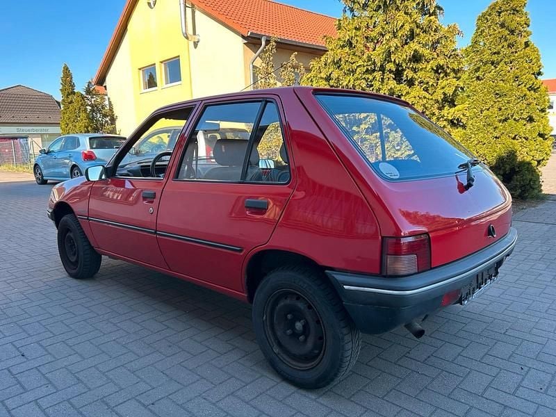 Gebraucht Peugeot 205 60 PS (44 kW) 1993 Rot Kleinwagen