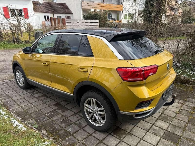 Gebraucht VW T-Roc Style 150 PS (110 kW) 2019 Kurkumagelb metallic SUV