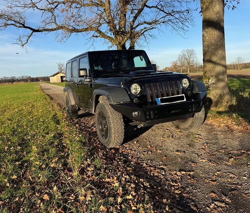 Gebraucht Jeep Wrangler 200 PS (147 kW) 2013 Schwarz SUV