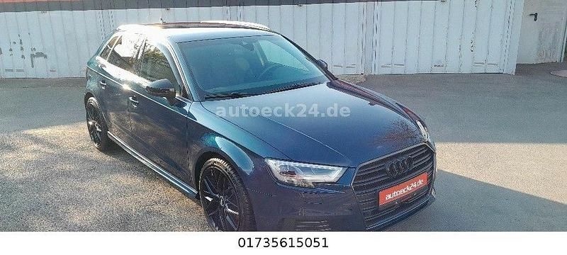 Blau Gebraucht 2019 Audi A3 Sportback Sport Kleinwagen | 19.695 € (Fairer Preis) - Bild 1/4