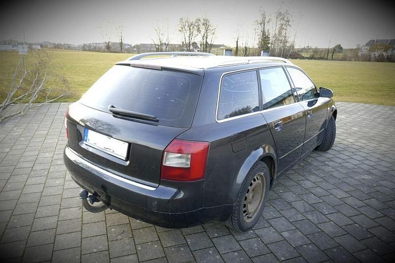 Usata Audi A4 163 CV (119 kW) 2004 Nero Station wagon