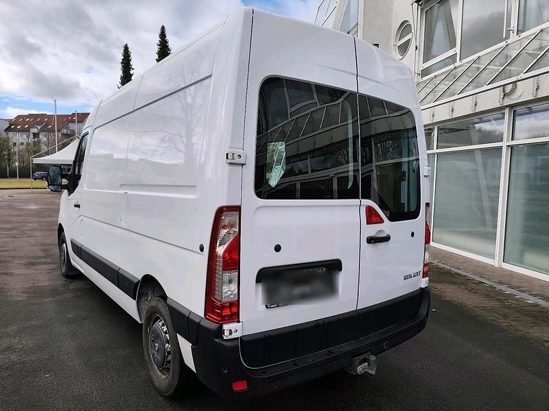 Gebraucht Renault Master 150 PS (110 kW) 2019 Weiß Limousine