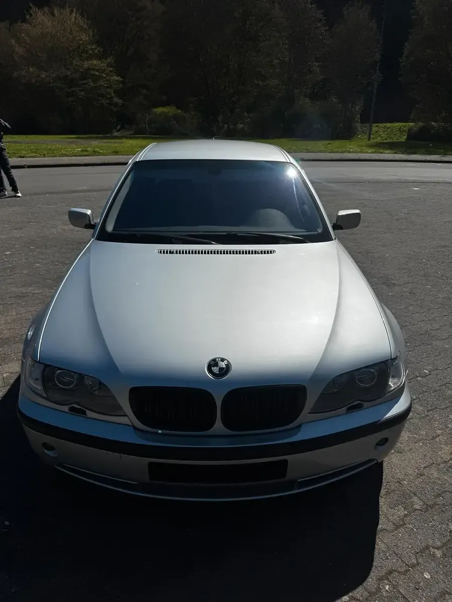 Gebraucht BMW 330 231 PS (169 kW) 2002 Silber Limousine