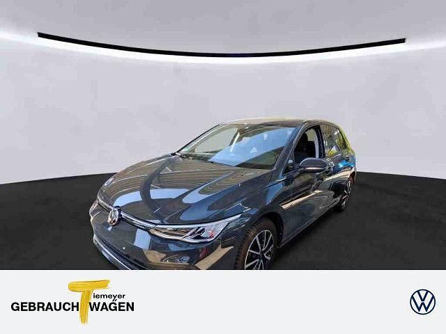 Grau Gebraucht 2022 VW Golf VIII Active Limousine | 22.880 € (Guter Preis) - Bild 1/4