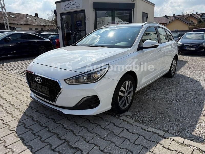 Weiß Gebraucht 2019 Hyundai i30 Kombi | 14.999 € (Fairer Preis) - Bild 1/4