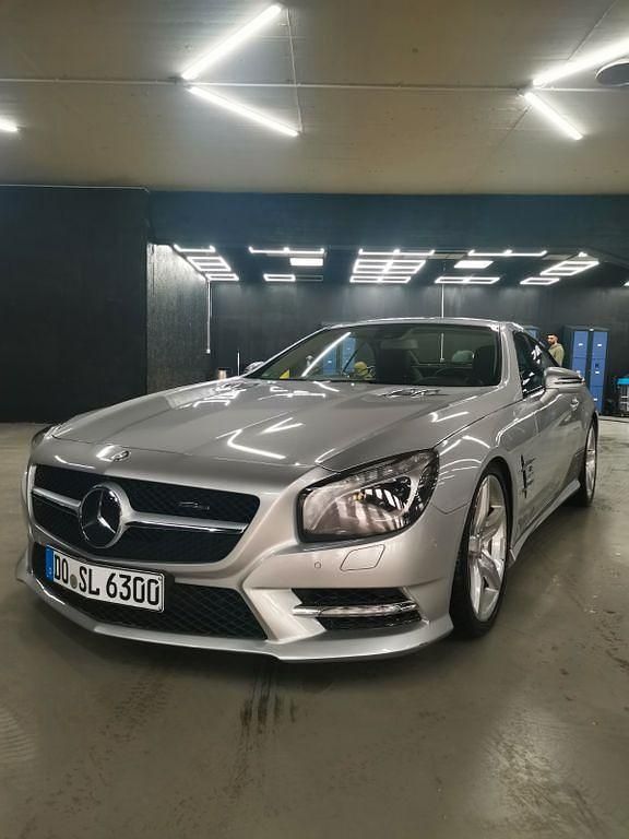 Silber Gebraucht 2012 Mercedes SL500 AMG Cabrio | 44.990 € - Bild 1/4
