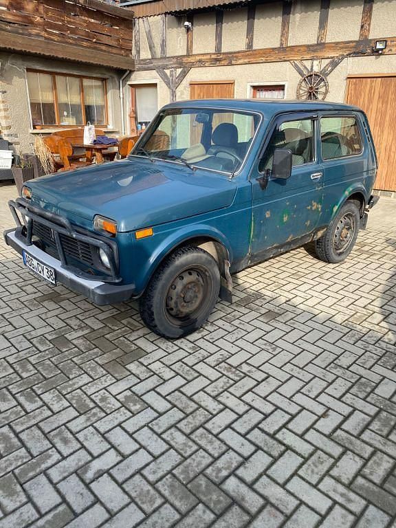 Gebraucht Lada niva 82 PS (60 kW) 2006 Grün SUV