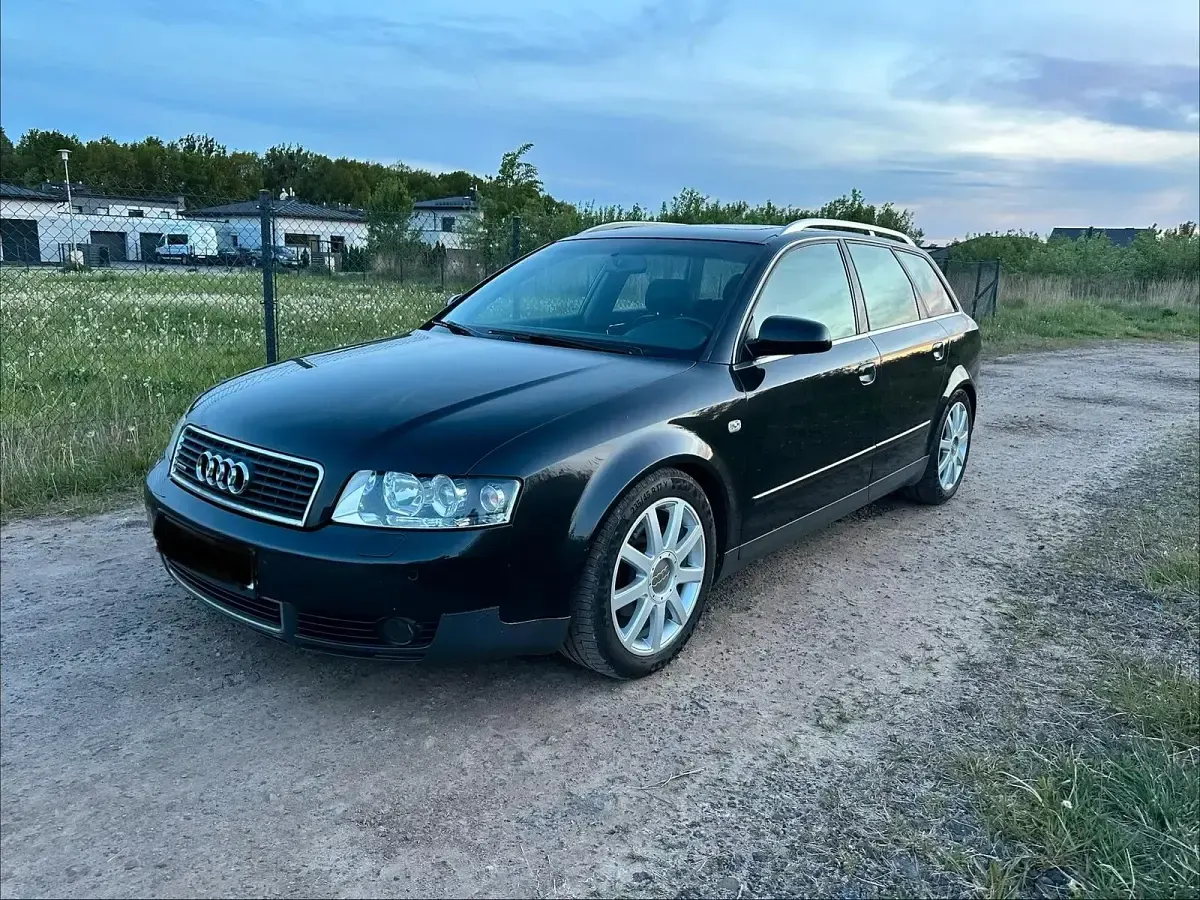 Gebraucht Audi A4 150 PS (110 kW) 2002 Schwarz Kombi