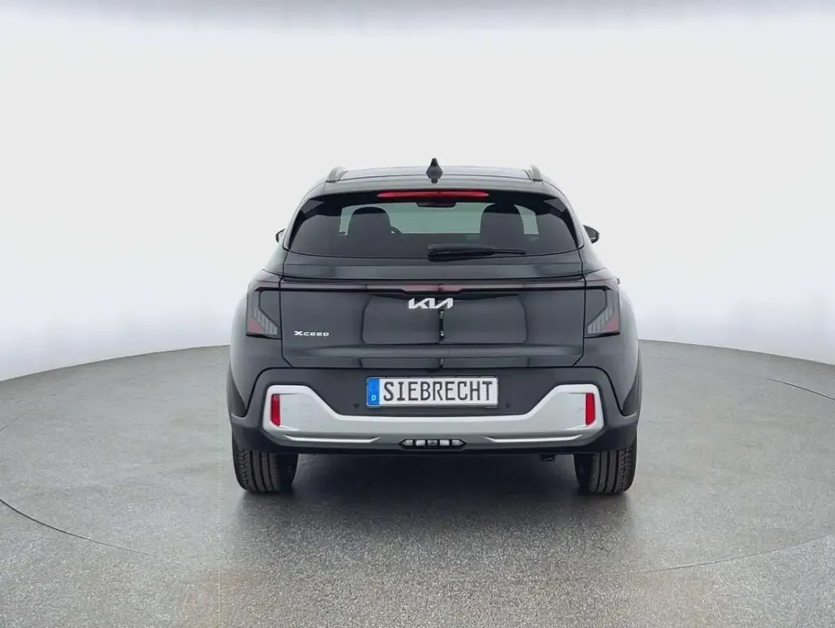 Neu Kia XCeed Spirit 179 PS (131 kW) 2026 Schwarz SUV