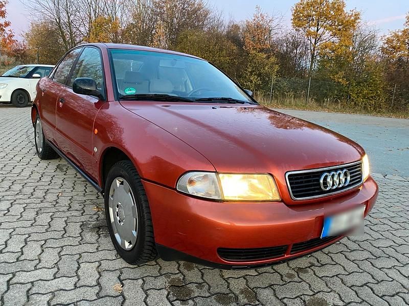 Orange Gebraucht 1996 Audi A4 Limousine | 1.490 € (Etwas zu teuer) - Bild 1/4