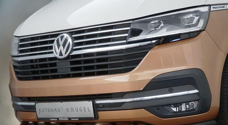 Używany VW T6.1 Edition 204 KM (150 kW) 2022 Złoty Van