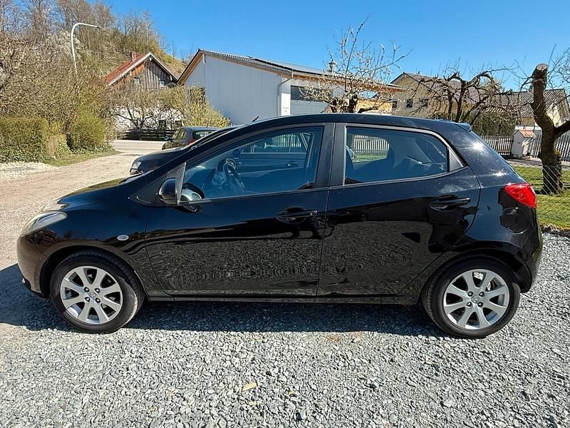 Usado Mazda 2 68 HP (50 kW) 2009 Preto Citadino