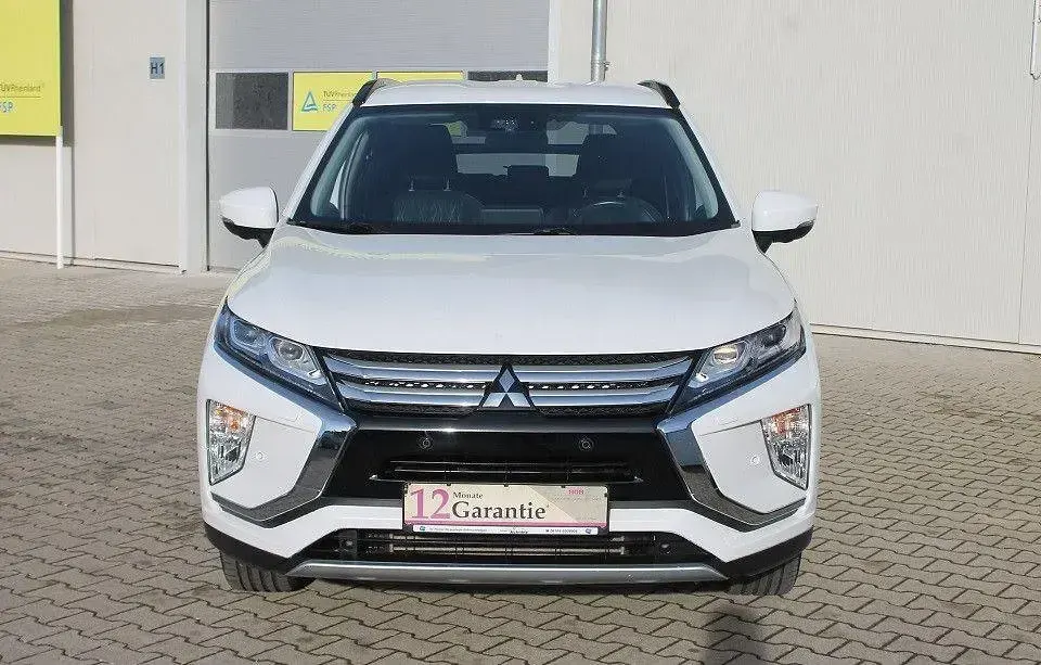 Gebraucht Mitsubishi Eclipse Cross 163 PS (119 kW) 2018 Weiß SUV