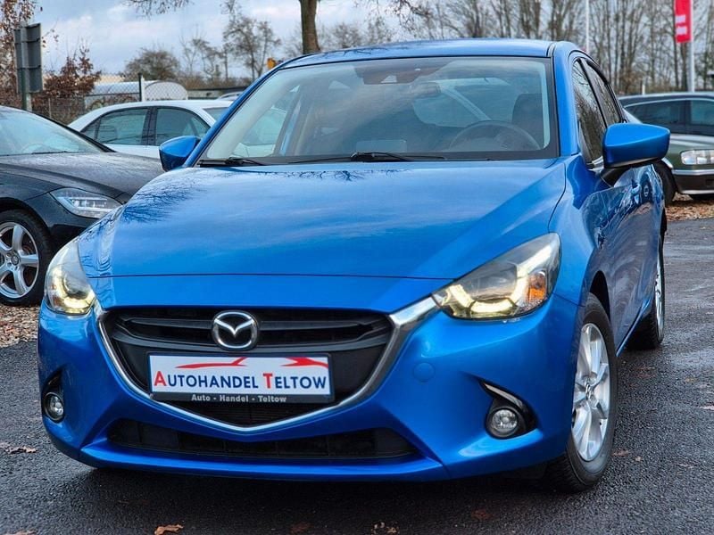 Blau Gebraucht 2015 Mazda 2 Exclusive-Line Kleinwagen | 13.450 € (Fairer Preis) - Bild 1/4