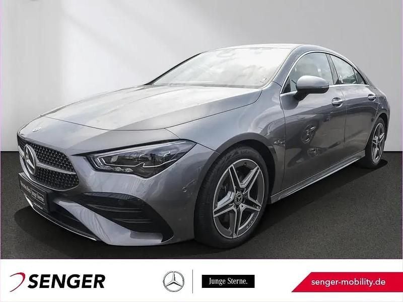 Lack mountaingrau Gebraucht 2024 Mercedes CLA200 AMG line Coupé | 33.870 € (Guter Preis) - Bild 1/1