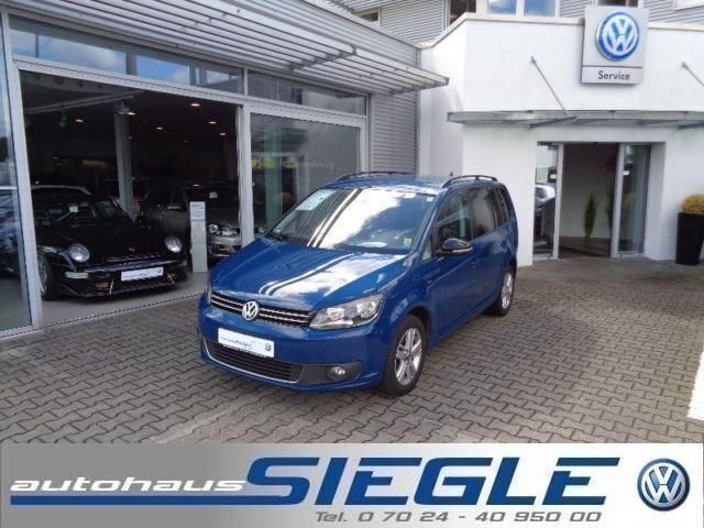 Blau Gebraucht 2013 VW Touran Match Van / Kleinbus | 16.940 € - Bild 1/4