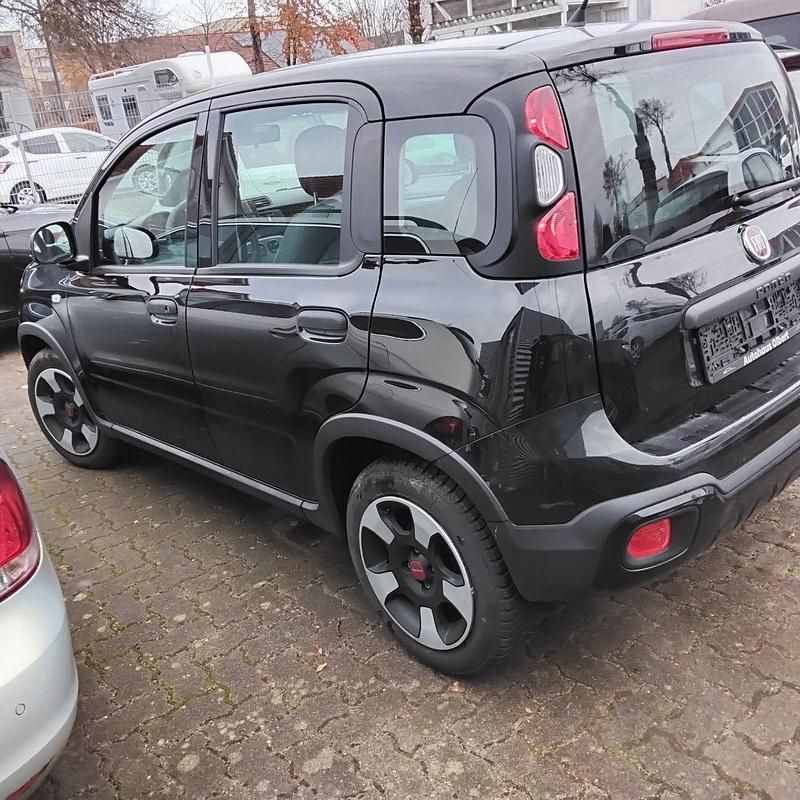 Gebraucht Fiat Panda 69 PS (50 kW) 2023 Kleinwagen