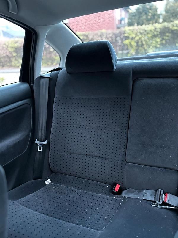 Gebraucht VW Passat 104 PS (76 kW) 1998 Schwarz Limousine