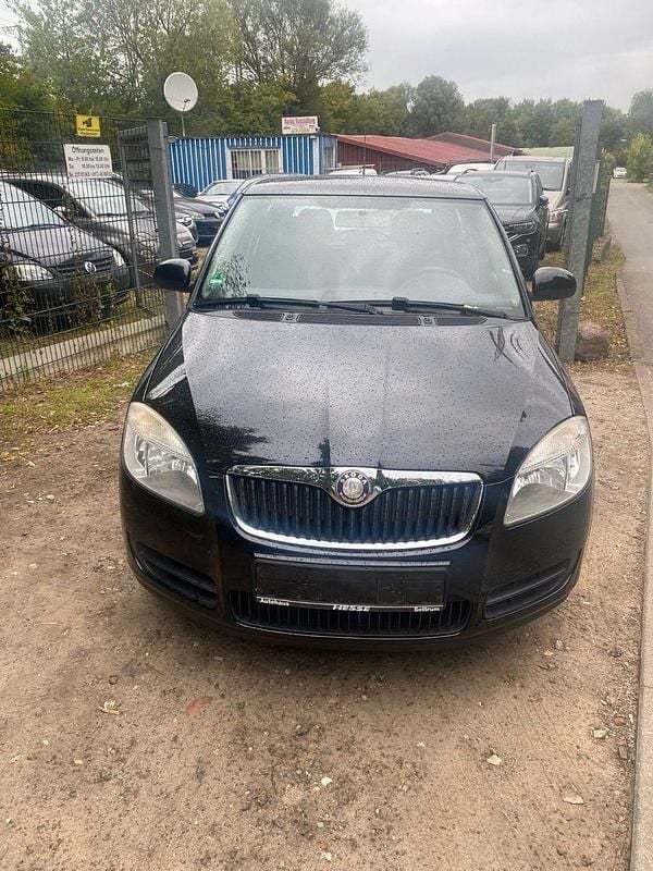 Schwarz Gebraucht 2007 Skoda Fabia Ambiente Kleinwagen | 2.950 € (Fairer Preis) - Bild 1/4