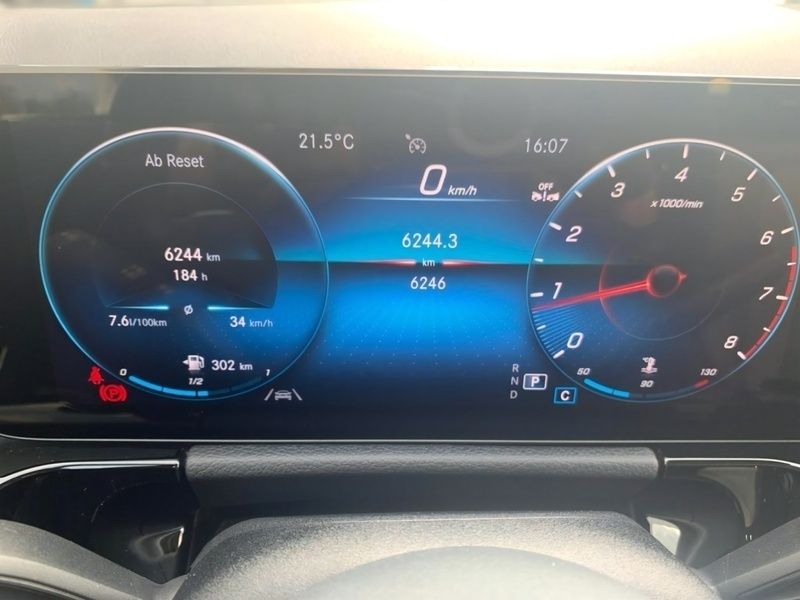Gebraucht Mercedes GLA180 Progressive 136 PS (100 kW) 2023 Schwarz SUV