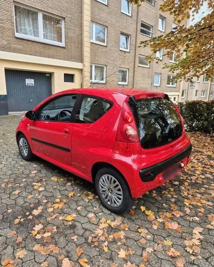 Gebraucht Peugeot 107 68 PS (50 kW) 2008 Rot Kleinwagen