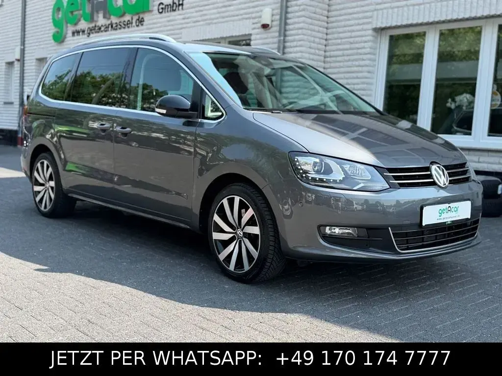 Gebraucht VW Sharan Active 150 PS (110 kW) 2022 Grau Van / Kleinbus
