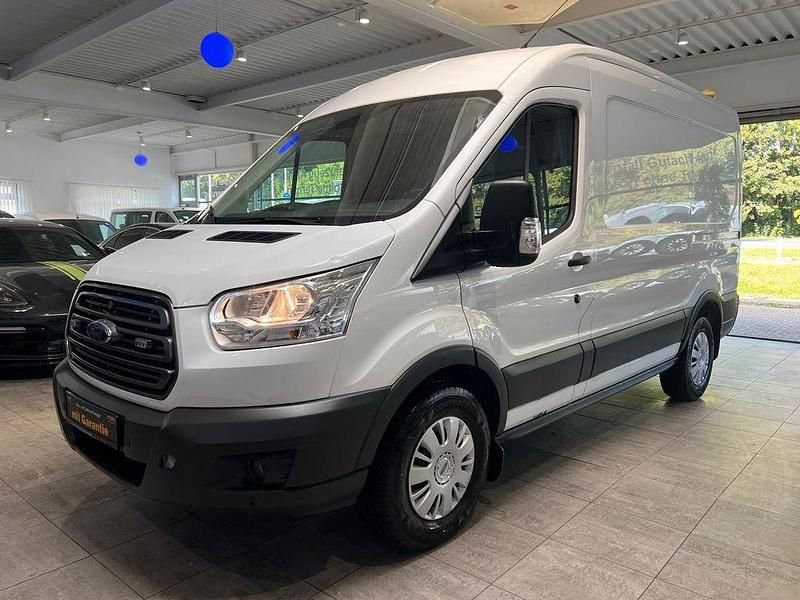 Weiß Gebraucht 2018 Ford Transit Trend Van / Kleinbus | 18.990 € (Etwas zu teuer) - Bild 1/4