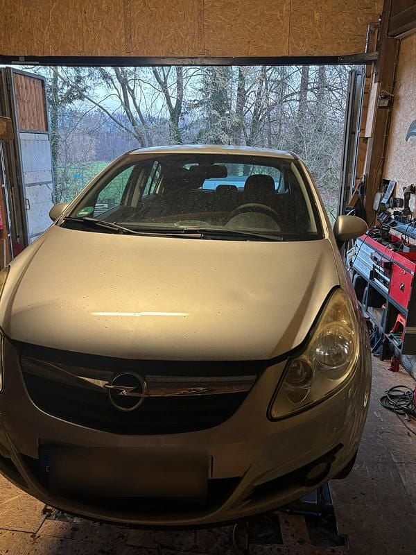 Gebraucht Opel Corsa 80 PS (58 kW) 2008 Kleinwagen