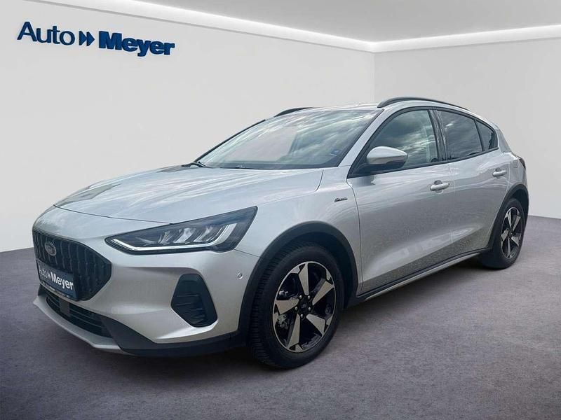 Silber Gebraucht 2024 Ford Focus Active X Limousine | 26.990 € (Fairer Preis) - Bild 1/3
