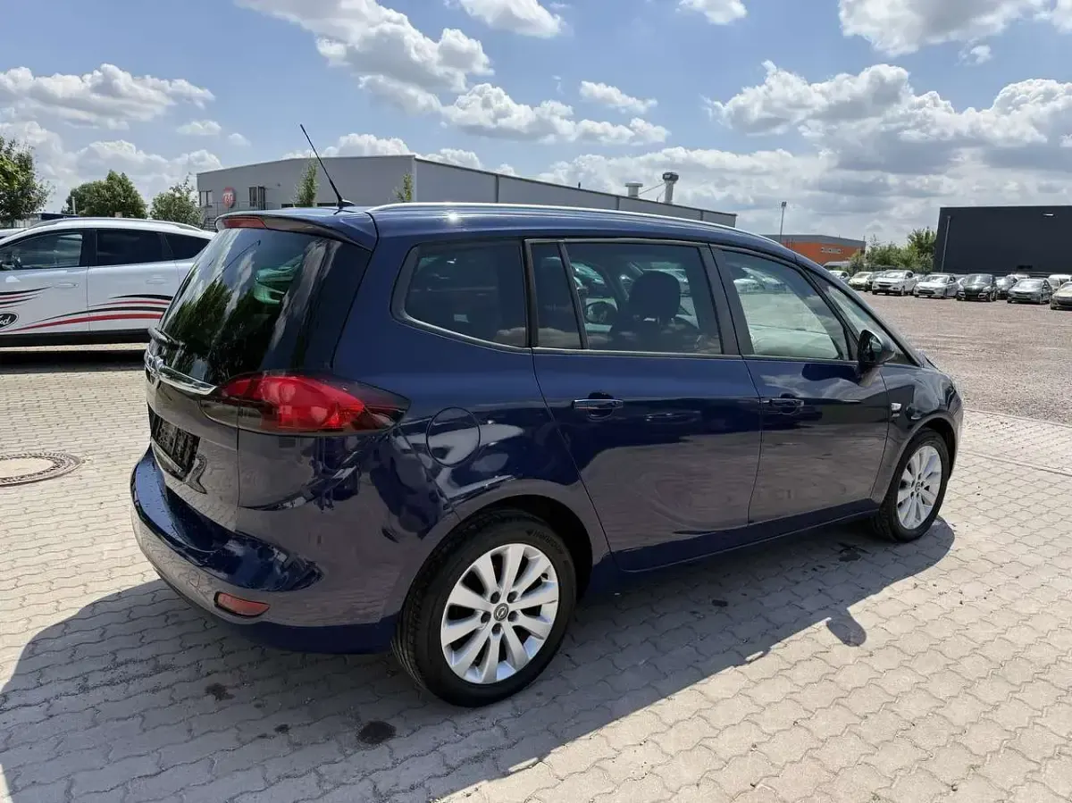 Gebraucht Opel Zafira Tourer Active 116 PS (85 kW) 2013 Royal blau (s2) Van / Kleinbus
