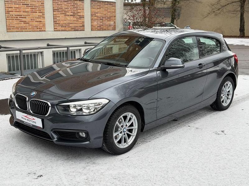 Grau Gebraucht 2017 BMW 116 Advantage Kleinwagen | 11.999 € (Fairer Preis) - Bild 1/4
